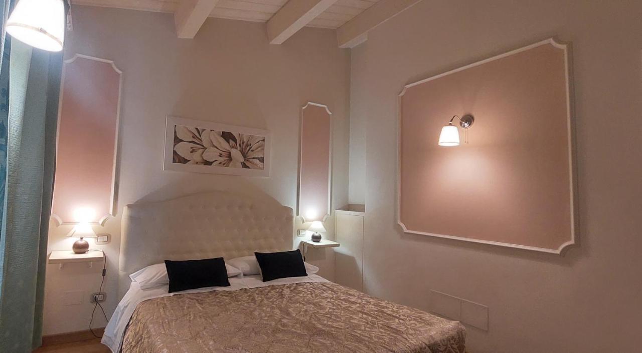 Il Piccolo Giglio Bed & Breakfast Porto SantʼElpidio Dış mekan fotoğraf